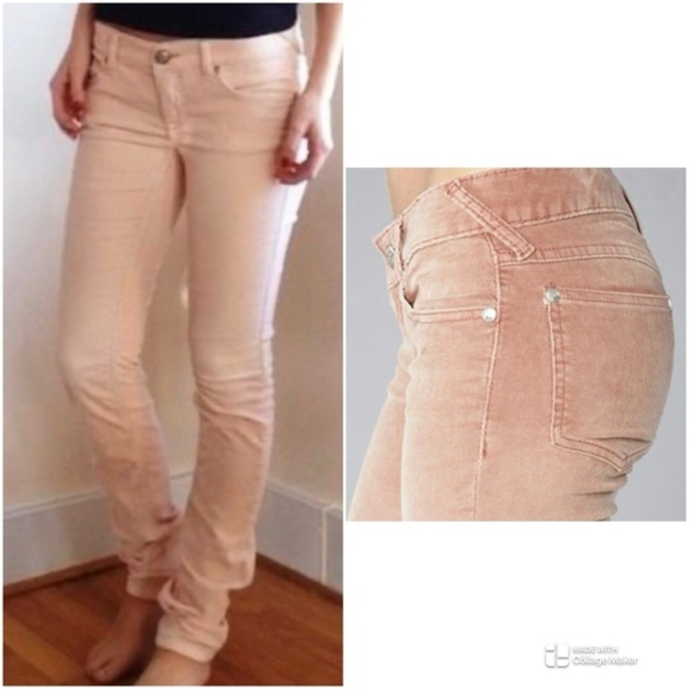 Free People Skinny Jeans in Soft Pink